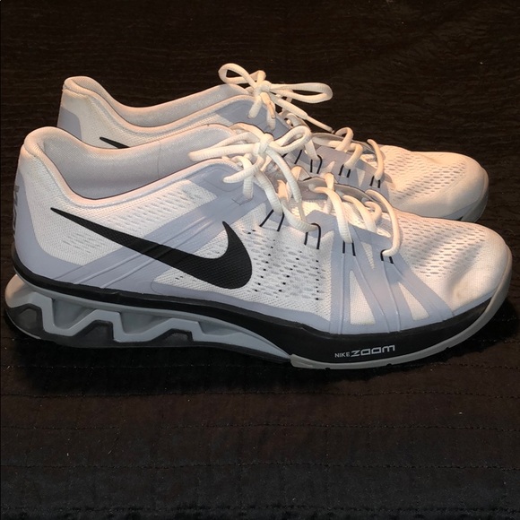 tenis nike zoom reax